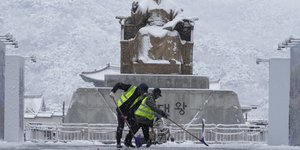 αγαλμα χιονι