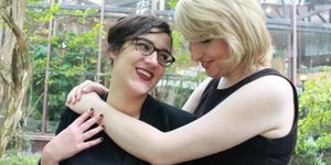 H Corey Burke και η Allen 