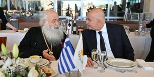 Νίκος Δένδιας με τον Αρχιεπίσκοπο Νέας Ιουστινιανής & Κύπρου κ.κ. Γεώργιο