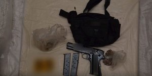 Οπλα και εκρηκτικά