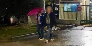 Οι γονείς του 30χρονου δράστη στο Αγρίνιο, αποχωρούν από τα κρατητήρια