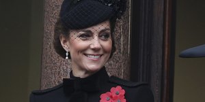 Η Κέιτ Μίντλετον χαμογελαστή