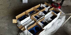 Τα 55 κιλά και 889 γραμμάρια MDMA και τα 29 κιλά και 926 γραμμάρια μεθαμφεταμίνης, που εντόπισαν τα στελέχη της Υποδιεύθυνσης Δίωξης Ναρκωτικών, του ελληνικού FBI