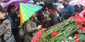 με ομπρελες πολυτεχνειο 