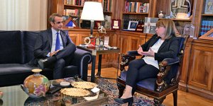Ο Κυριάκος Μητσοτάκης με την Κατερίνα Σακελλαροπούλου
