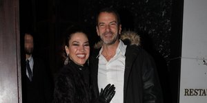 Η Ναταλία Δραγούμη με τον 19χρονο γιο της, Φίλιππο, σε κοινή έξοδο -Η εντυπωσιακή ομοιότητα με τον πατέρα του