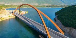 H νέα γέφυρα που έφτιαξαν οι Αλβανοί 