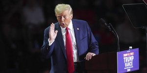 O Nτόναλντ Τραμπ