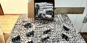 Τα φάρμακα που αγόραζε ο αλλοδαπός