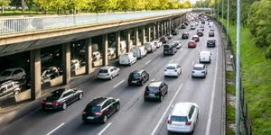 Κίνηση αυτοκινήτων στο Παρίσι