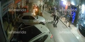 Άγρια συμπλοκή με πυροβολισμούς έξω από νυχτερινό κέντρο του Πειραιά