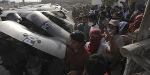 Επεισόδια μεταξύ χωρικών και αστυνομικών στο Περού