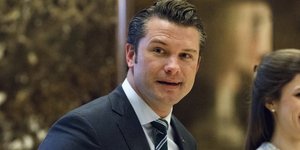 Πιτ Χέγκσεθ προφίλ