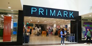 Primark/Πηγή editorial: bubu.com / Shutterstock.com