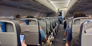 Απίστευτο περιστατικό σε πτήση της American Airlnes