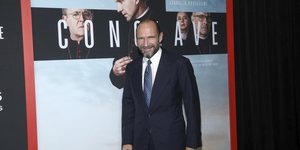 Ο Ραλφ Φάινς στην αφίσα της νέας του ταινίας