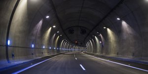Τούνελ