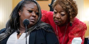 Ρούμπι Φρίμαν και Σέι Μος: Οι δύο γυναίκες στις οποίες ο Ρούντι Τζουλιάνι πρέπει να παραδώσει την περιουσία του 