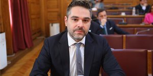 Ο Γιάννης Σαρακιώτης, ΣΥΡΙΖΑ, στη Βουλή