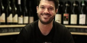 Γιάννης Παππας, οινοχόος