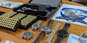 Όπλα και κλοπιμαία κατάσχεσαν οι Αρχές