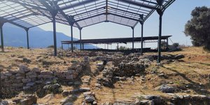 Άποψη του μινωικού ανακτορικού κέντρο στο Μοναστηράκι στο Αμάρι Ρεθύμνης