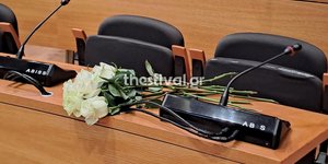 Τριαντάφυλλα στη θέση του Γιάννη Μπουτάρη