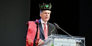 Ο Πρόεδρος και Διευθύνων Σύμβουλος του Oμίλου Eurolife FFH, Αλέξανδρος Σαρρηγεωργίου, κατά τη διάρκεια της ομιλίας του   