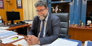 O Βασίλης Οικονόμου