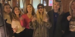 Η Άννα Βίσση μαζί με fans της