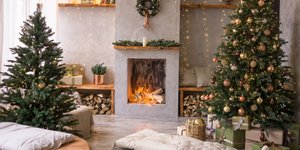 Σπίτι με χριστουγεννιάτικη διακόσμηση