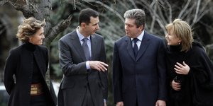 H Άσμα και ο Μπασάρ αλ Άσαντ μαζί με τον Βούλγαρο πρώην πρόεδρο και την σύζυγό του