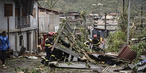 Εικόνες καταστροφής από το πέρασμα του κυκλώνα Σίντο στη Μαγιότ