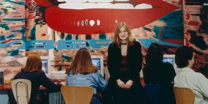  Η συνιδρύτρια του Cyberia, Eva Pascoe / by Alberto Arzoz, 1996 © Alberto Arzoz / National Portrait Gallery, London 