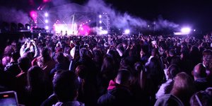 Χριστουγεννιάτικο Χωριό: Συναυλίες με ελεύθερη είσοδο στο Πεδίο του Άρεως -Rock ‘n Roll… έκρηξη από τους ONIRAMA