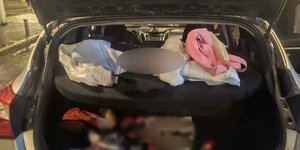 Συνελήφθησαν τέσσερα άτομα για κλοπές ρούχων από καταστήματα