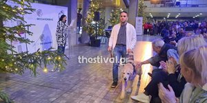 Επίδειξη μόδας με άτομα με αναπηρία