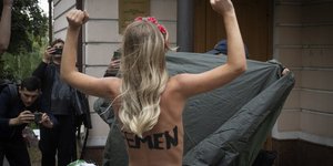 Γυμνόστηθα μέλη της ουκρανικής φεμινιστικής οργάνωσης Femen