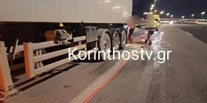 Φωτιά εκδηλώθηκε σε φορτηγό στην Αθηνών-Κορίνθου
