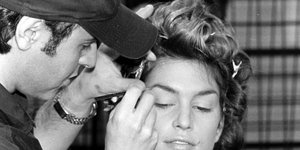 Το μακιγιάζ που «κόβει» 15 χρόνια με ένα μόνο προϊόν, σύμφωνα με Γάλλο γκουρού 