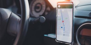 Πλοήγηση αυτοκινήτου μέσω Google Maps