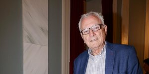 Ο Κώστας Χαρδαβέλλας