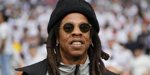 Jay-Z με σκουφι