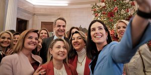 Στο Μαξίμου οι βουλευτές της ΝΔ