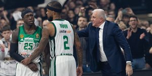 Νεύρα Ναν στο ματς με την Παρτίζαν