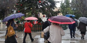 Βροχή στην Αθηνα