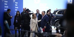 Μελόνι και Ορμπαν