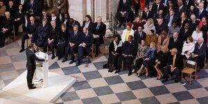 Γαλλία: Ο Μακρόν εξέφρασε την «ευγνωμοσύνη του γαλλικού έθνους» στα θυρανοίξια της Παναγίας των Παρισίων