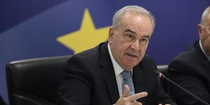 Ο αναπληρωτής υπουργός Οικονομικών Νίκος Παπαθανάσης
