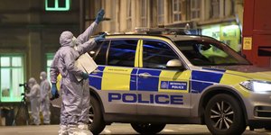 Ερευνες της αστυνομίας στο Λονδίνο